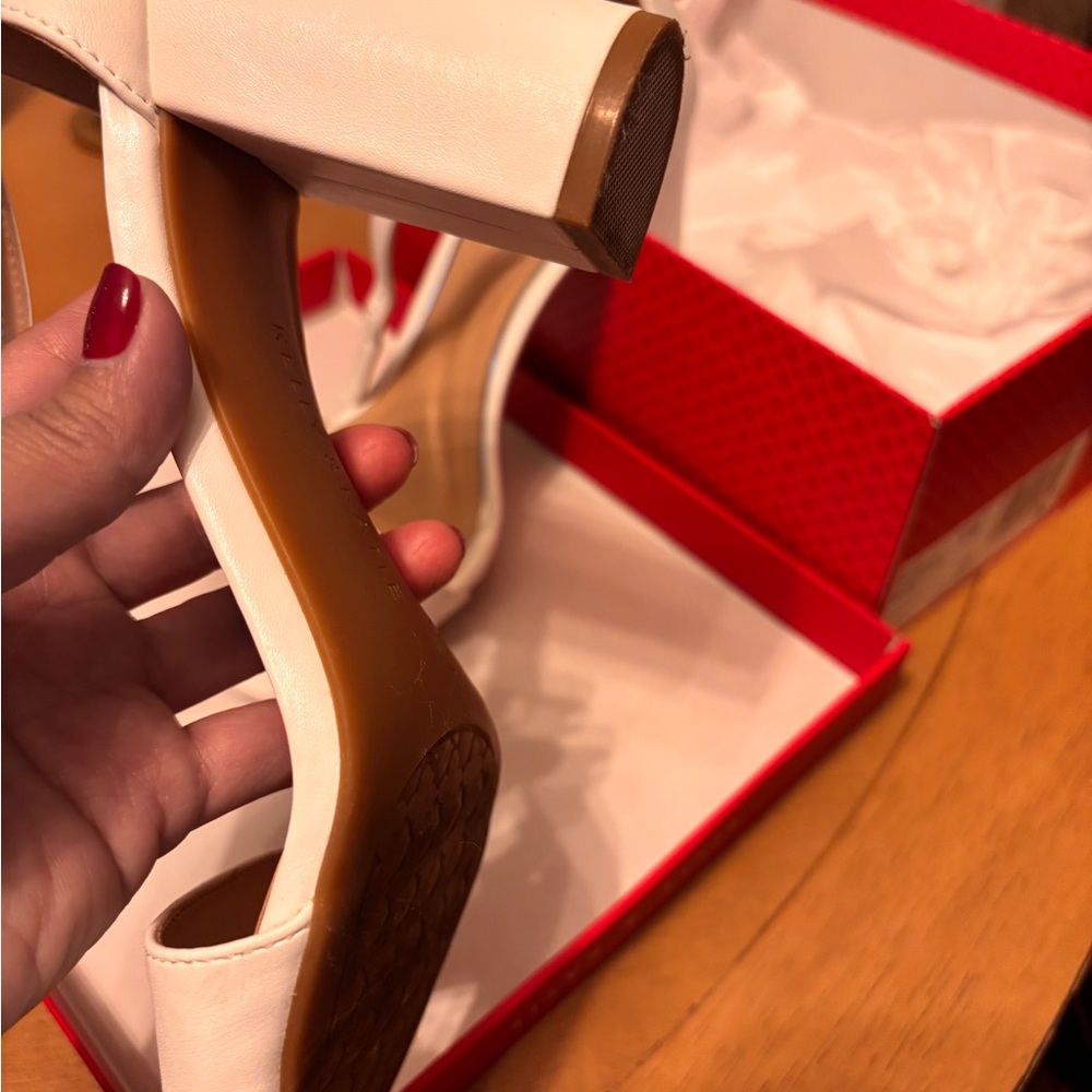 Kelly & Katie White Heeled Sandals - Picture 5 of 8